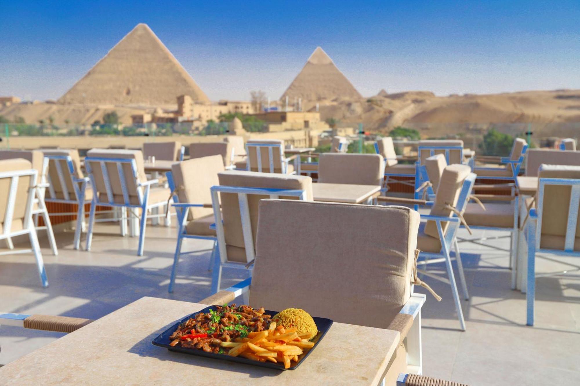 Gaia Pyramids Hotel Kafret el-Gabal Exterior foto