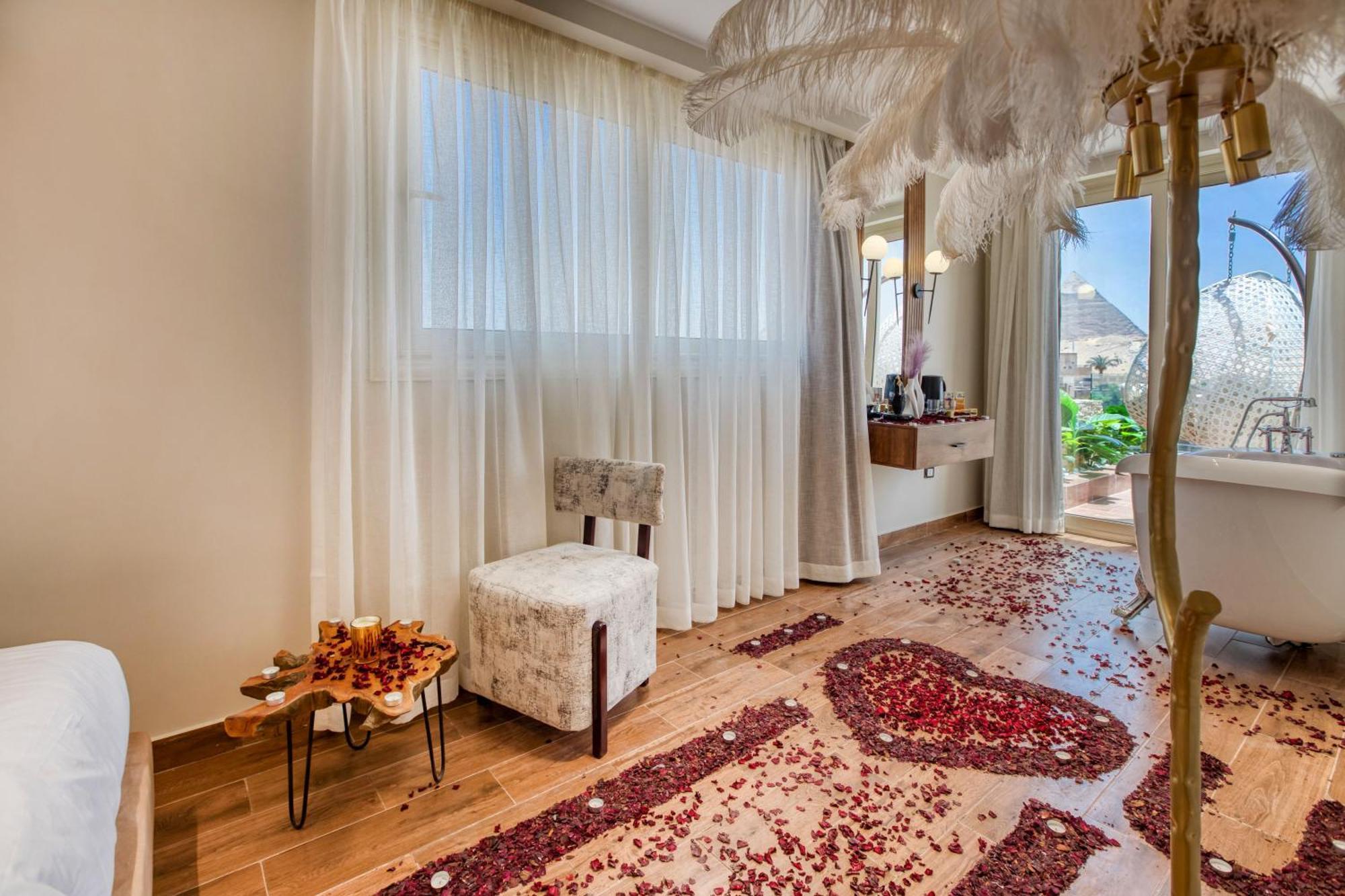 Gaia Pyramids Hotel Kafret el-Gabal Exterior foto