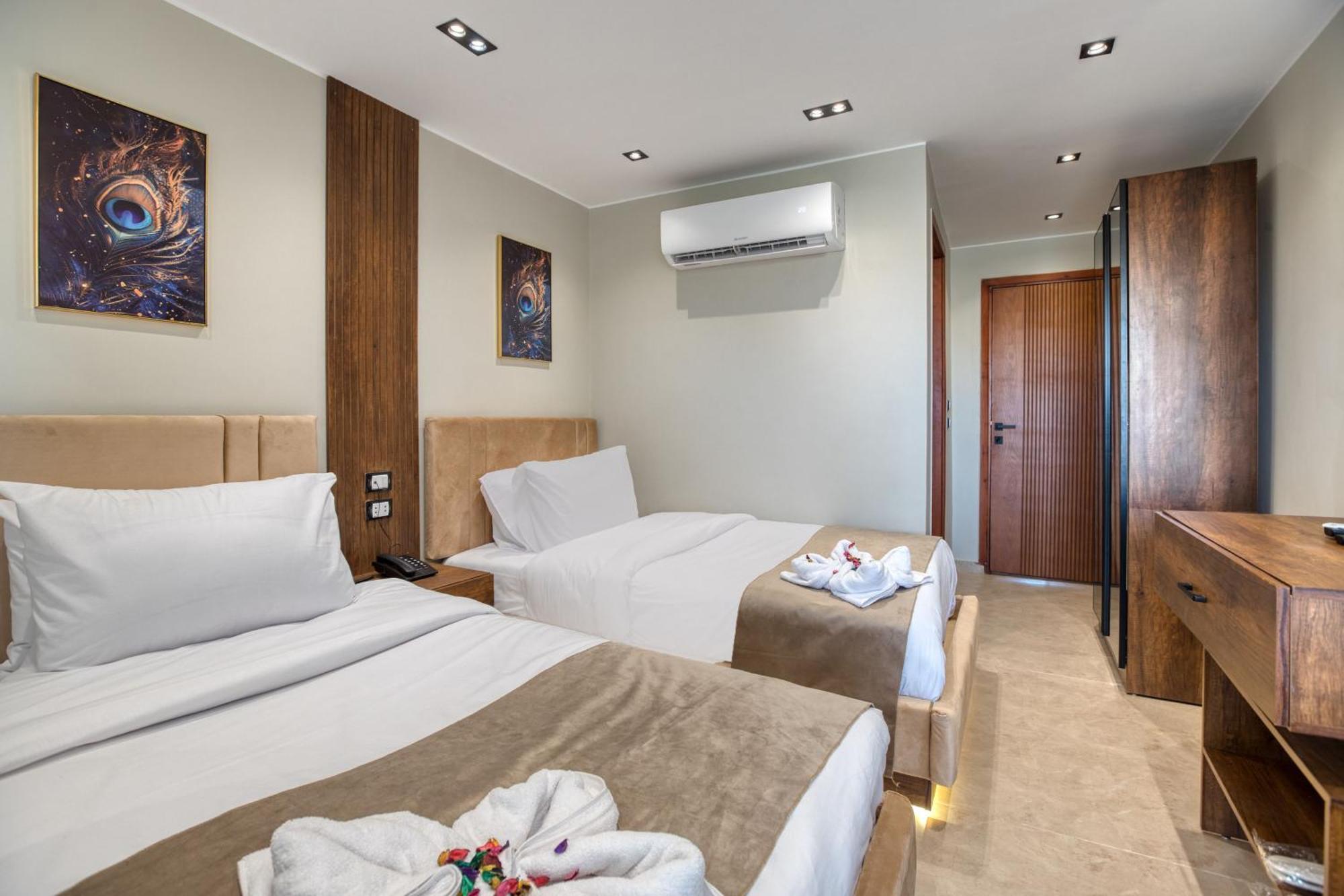 Gaia Pyramids Hotel Kafret el-Gabal Exterior foto