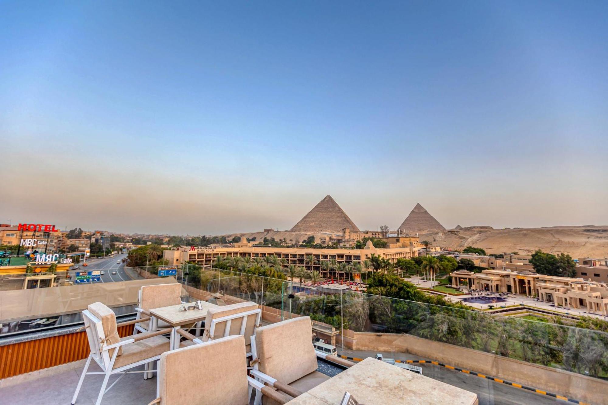 Gaia Pyramids Hotel Kafret el-Gabal Exterior foto