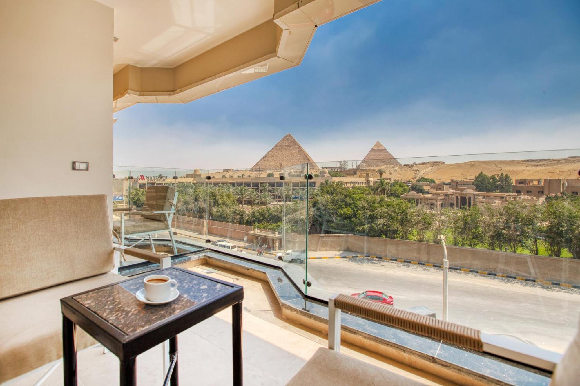 Gaia Pyramids Hotel Kafret el-Gabal Exterior foto
